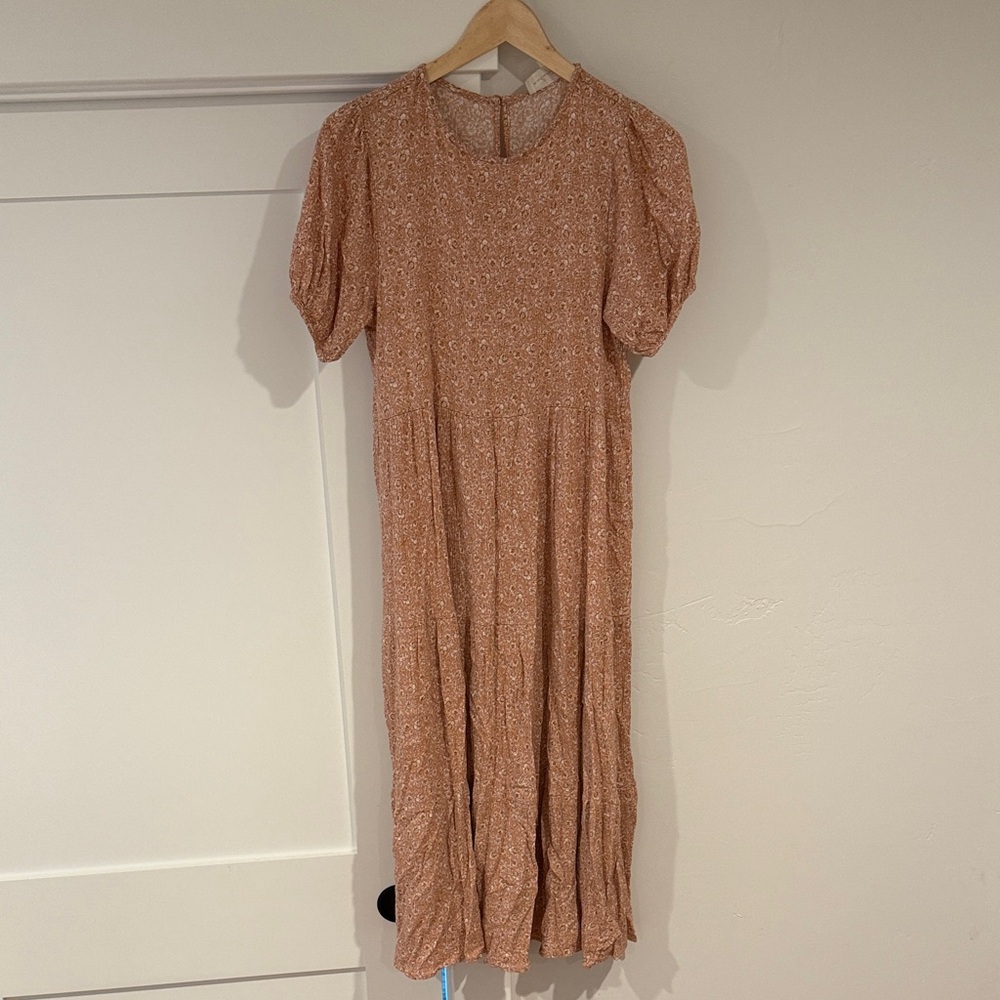 Audrey 3+1 Tan Floral Midi Dress